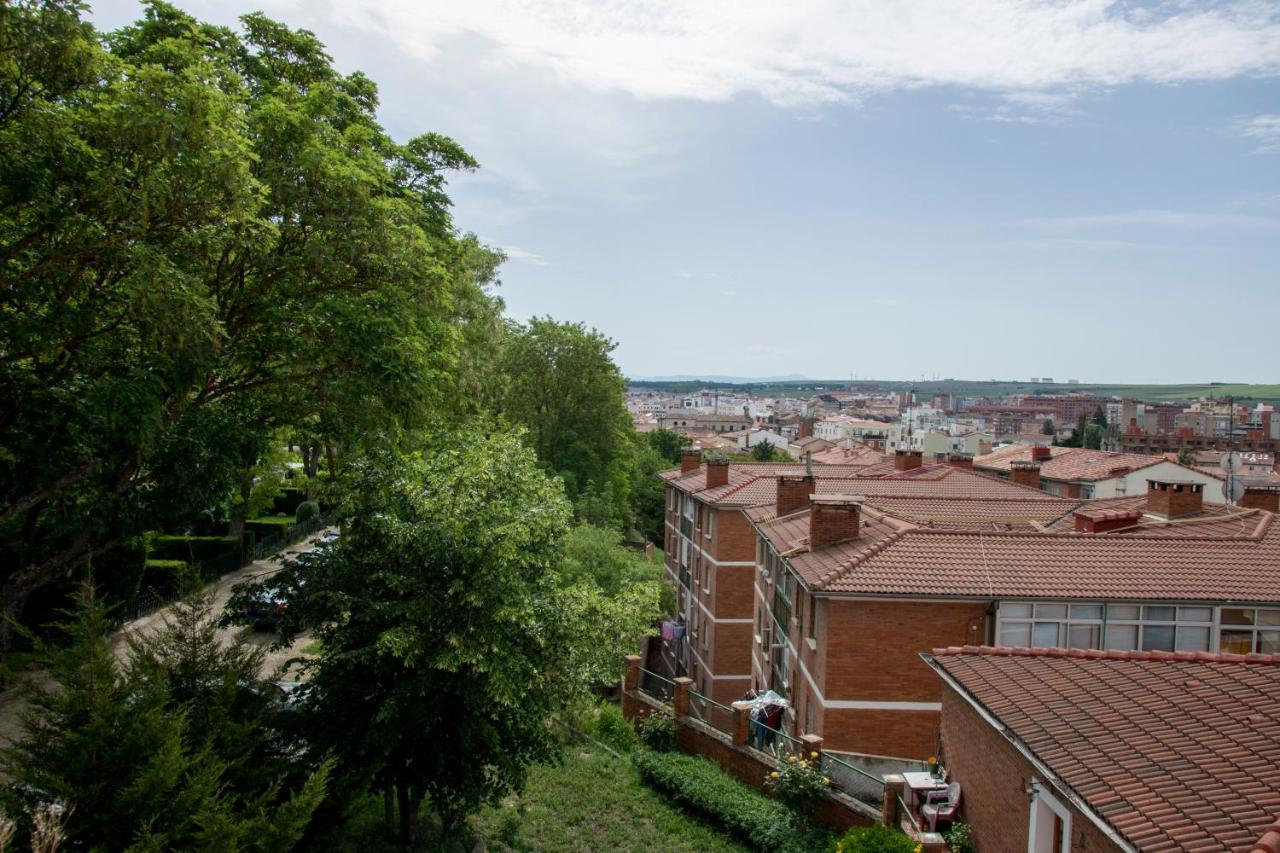 Vut Duplex La Puebla Parking Gratis Apartment Burgos Luaran gambar